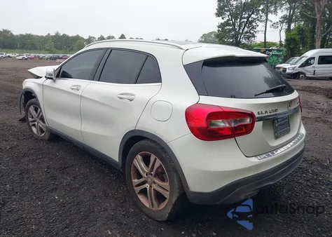 2016 Mercedes-Benz Gla 250 4Matic из США, поврежденный, VIN WDCTG4GB0GJ256936